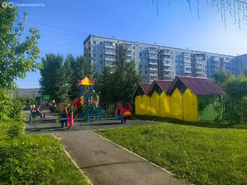2-комнатная квартира: Красноярск, Судостроительная улица, 175 (53 м) - Фото 1