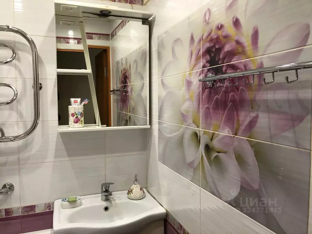 4-к кв. Ленинградская область, Кингисепп ул. Воровского, 7 (61.3 м) - Фото 1