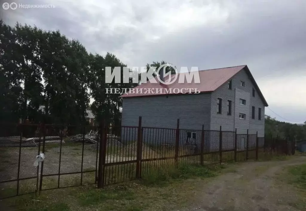 Дом в Умба, улица Кирова, 20 (335 м) - Фото 0