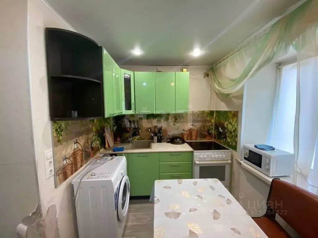 3-к кв. Тюменская область, Тюмень ул. Республики, 196 (56.2 м) - Фото 1