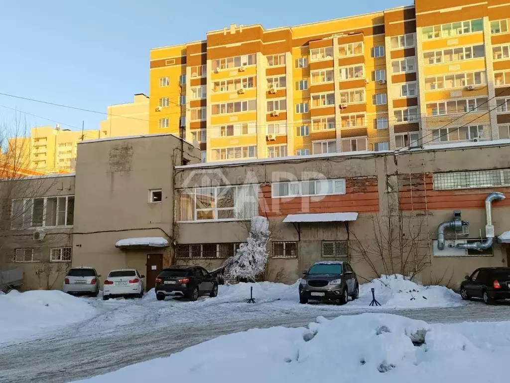 Помещение свободного назначения в Татарстан, Казань ул. Адоратского, ... - Фото 1