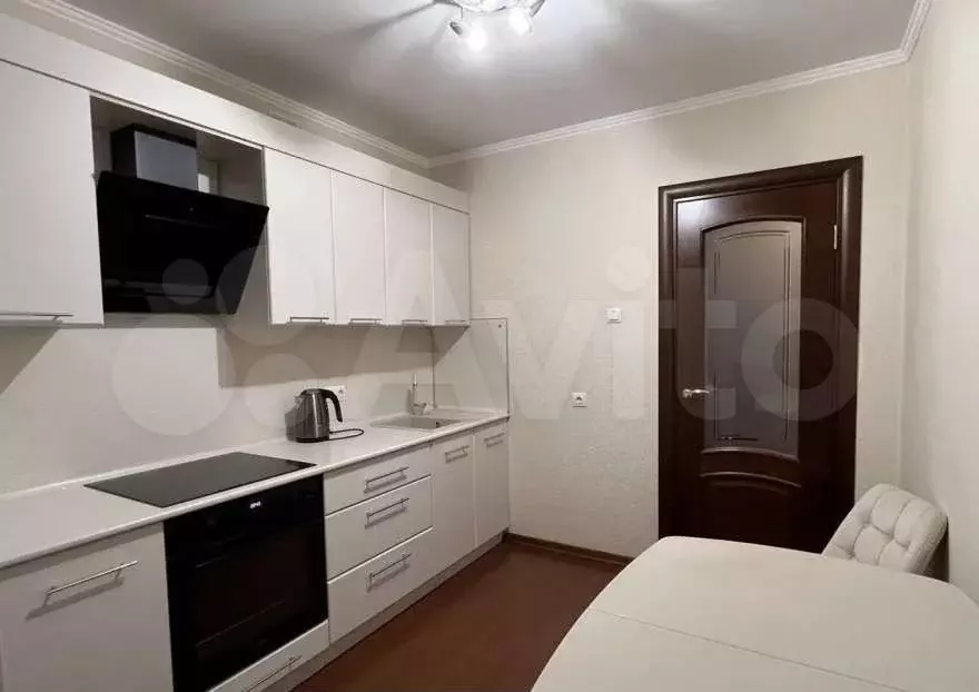 1-к. квартира, 35 м, 7/10 эт. - Фото 0