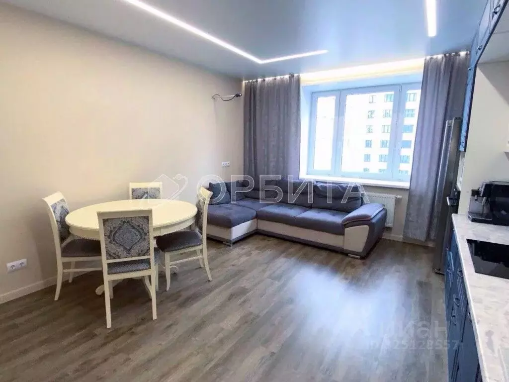 2-к кв. Тюменская область, Тюмень Новгородская ул., 14 (72.8 м) - Фото 2