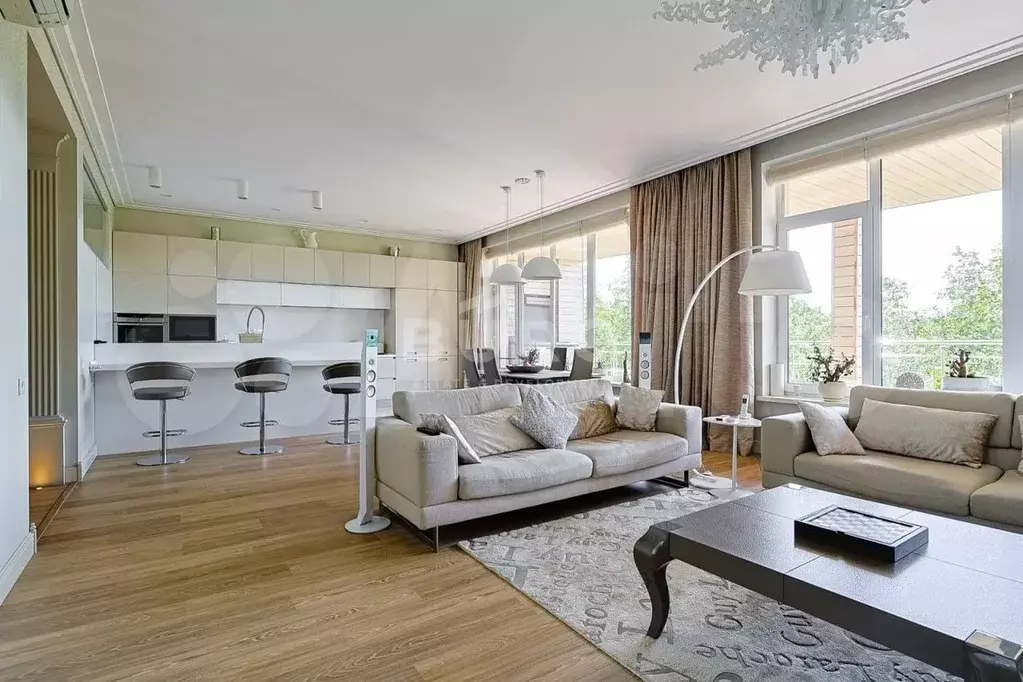 4-к. квартира, 280 м, 2/3 эт. - Фото 0