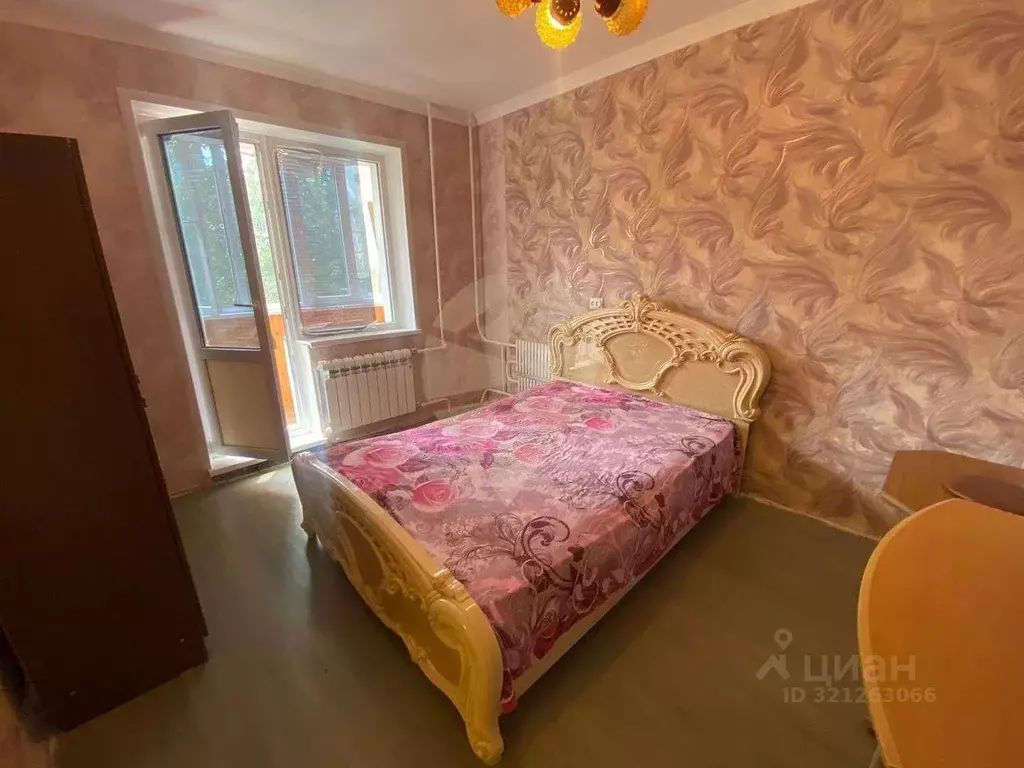 3-к кв. Белгородская область, Старый Оскол Рудничный мкр, 11А (62.0 м) - Фото 0