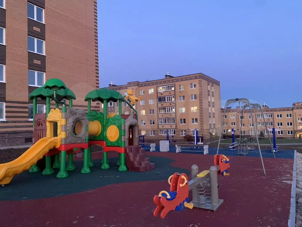 3-к. квартира, 63 м, 2/5 эт. - Фото 0