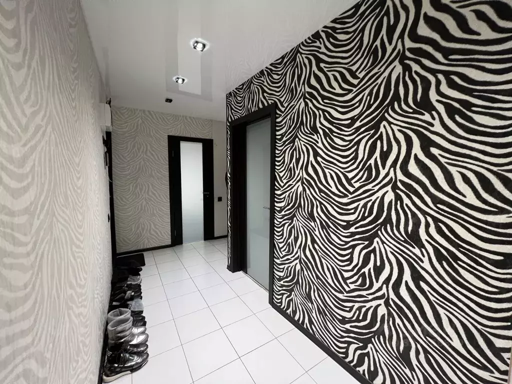 2-к кв. Башкортостан, Уфа Заводская ул., 8 (49.8 м) - Фото 1