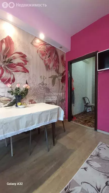 3-комнатная квартира: Волгоград, Коммунистическая улица, 9 (78.3 м) - Фото 1