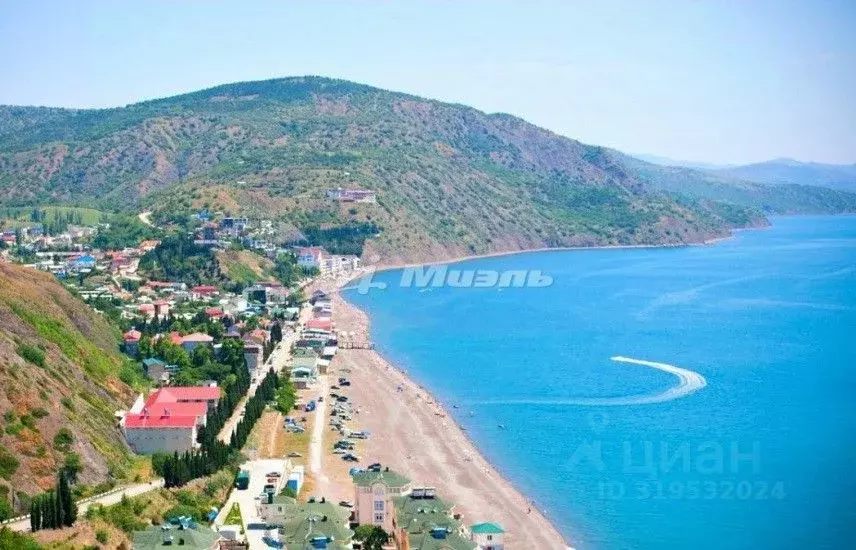 Участок в Крым, Алушта муниципальный округ, с. Рыбачье ул. Речная, 45 ... - Фото 0