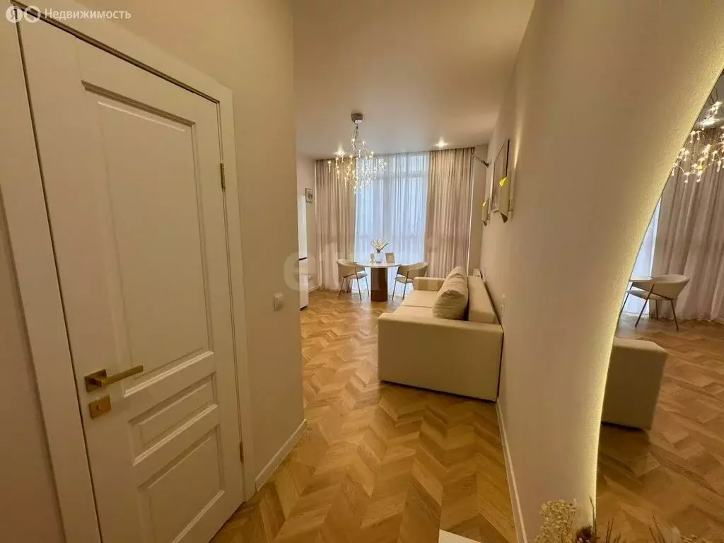 Квартира-студия: Краснодар, улица Ивана Беличенко, 85 (23 м) - Фото 1