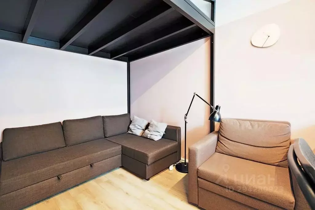 Комната Москва ул. Петровка, 20/1 - Фото 2