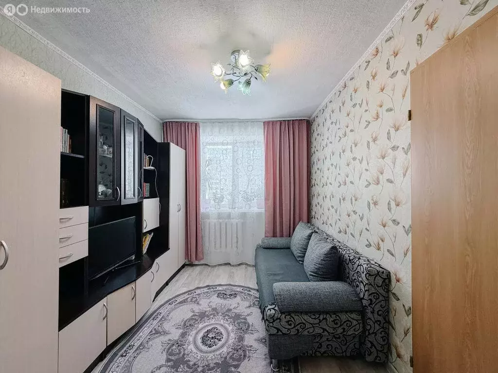 2-комнатная квартира: Киров, Октябрьский район, улица Орджоникидзе, 10 ... - Фото 2