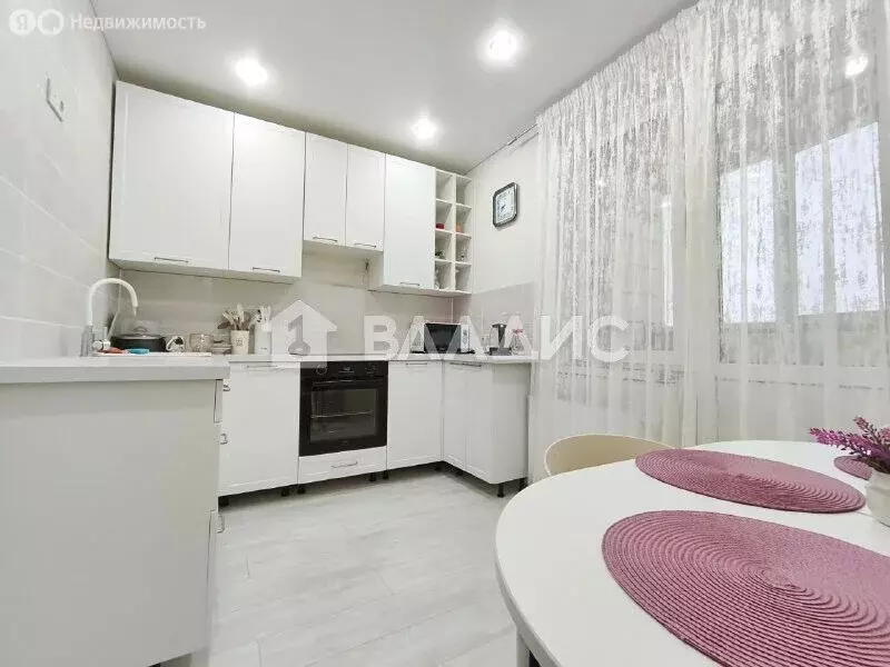 2-комнатная квартира: село Усады, Уютная улица, 10 (52.7 м) - Фото 1