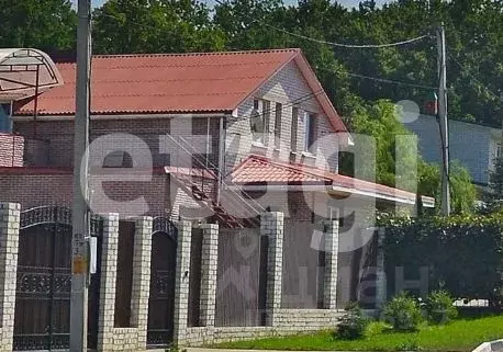 Таунхаус в Белгородская область, Белгород ул. Газовиков, 4 (130 м) - Фото 1