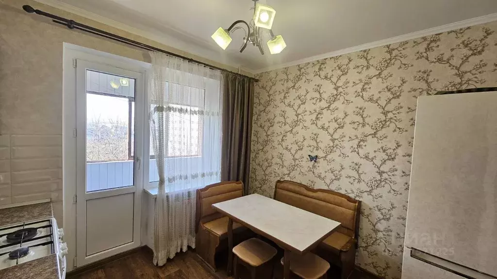 2-к кв. Кабардино-Балкария, Нальчик ул. Шогенова (57.0 м) - Фото 1