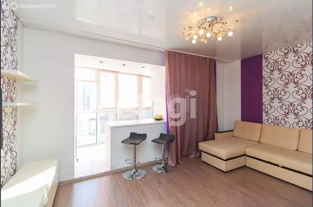 1-комнатная квартира: Тюмень, улица Прокопия Артамонова, 9 (42.9 м) - Фото 1