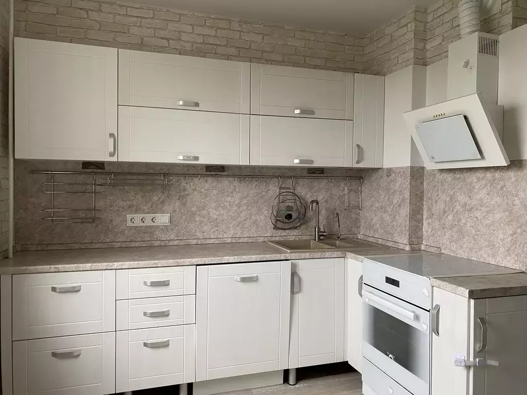 Продаётся 3-к квартира, 70 м - Фото 0