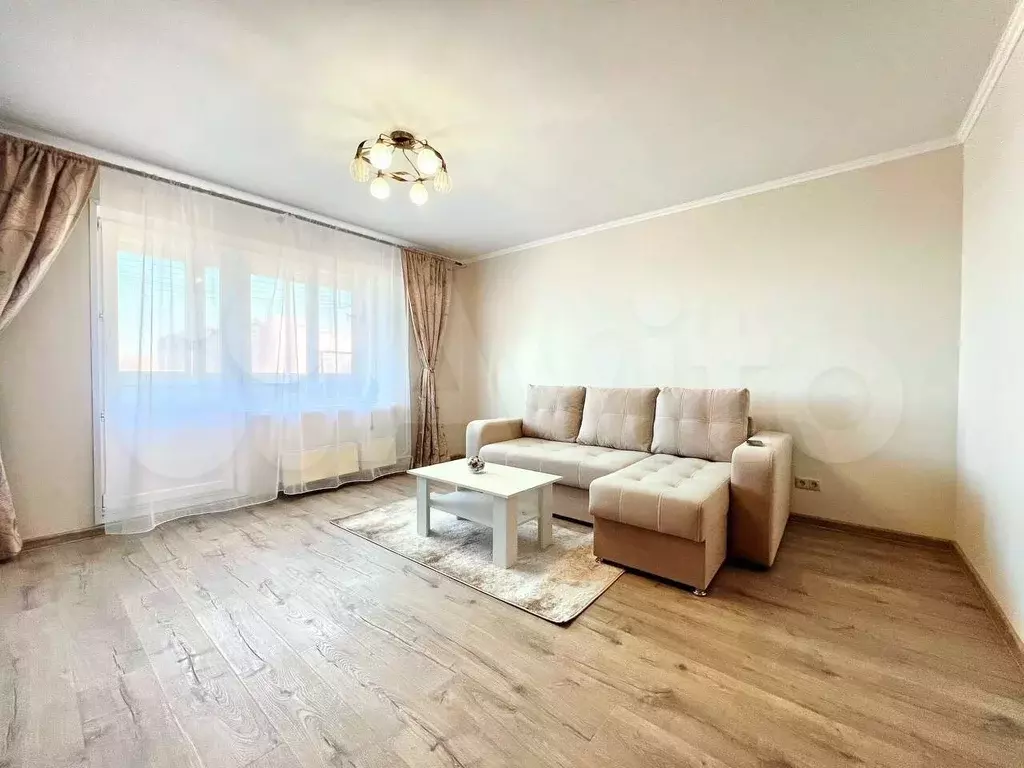 3-к. квартира, 80 м, 3/9 эт. - Фото 0