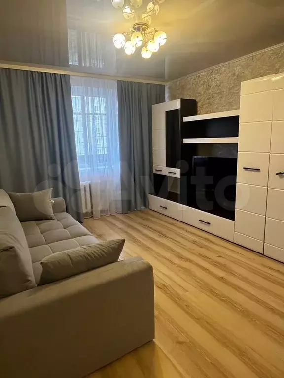 1-к. квартира, 36 м, 8/9 эт. - Фото 0