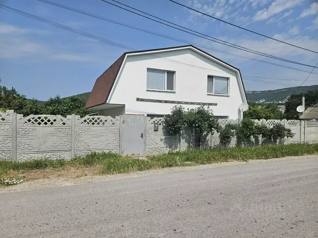 Дом в Севастополь с. Терновка, пер. Конторский, 5 (182 м) - Фото 1