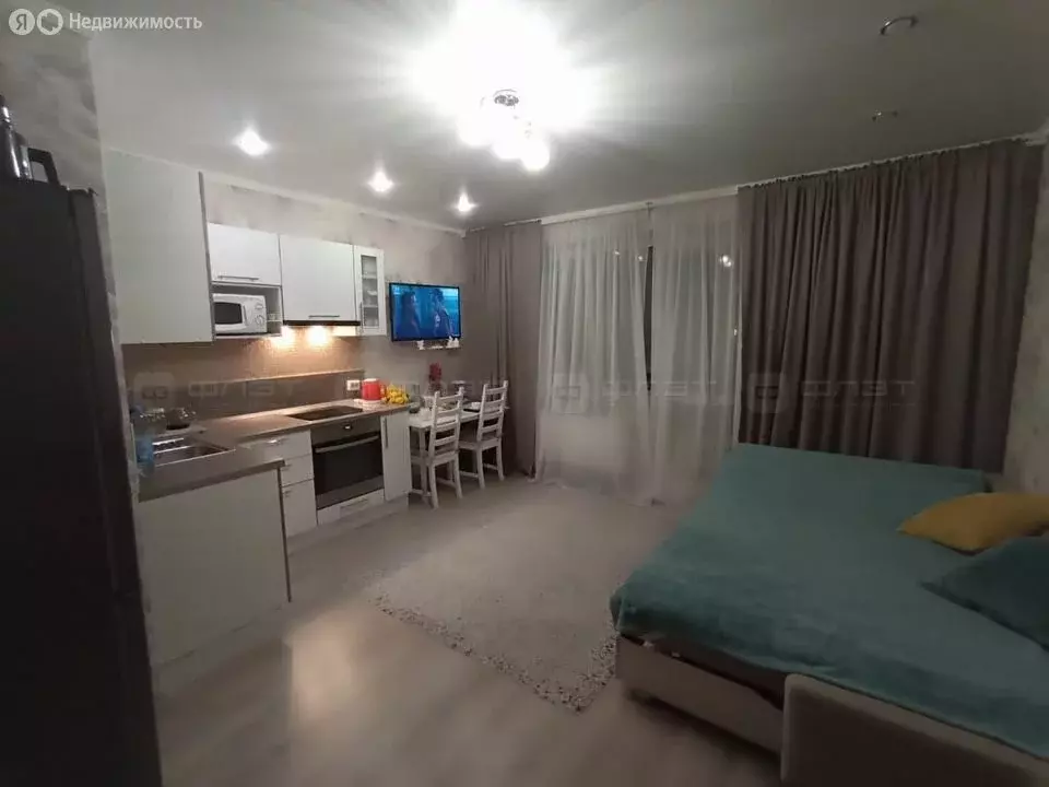 1-комнатная квартира: Казань, улица Максимова, 37Б (30.1 м) - Фото 0