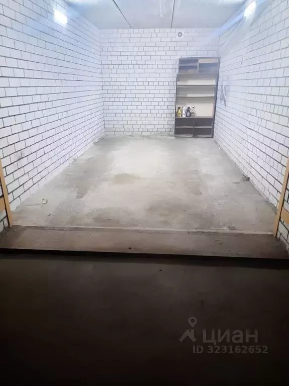 Гараж в Московская область, Пушкино ул. Горького, 22 (18 м) - Фото 1