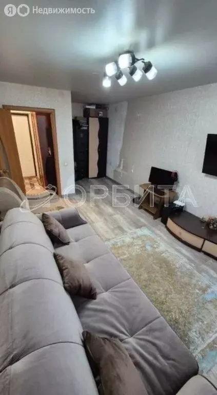 1-комнатная квартира: Тюмень, улица Ю.-Р.Г. Эрвье, 14 (35 м) - Фото 1