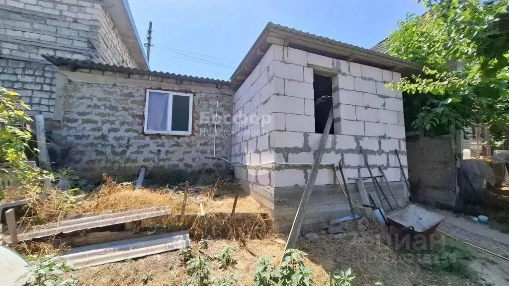 Дом в Крым, Феодосия муниципальный округ, с. Ближнее ш. ... - Фото 0