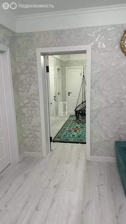 3-комнатная квартира: Махачкала, улица Гаджи Алибегова, 48А (67 м) - Фото 2