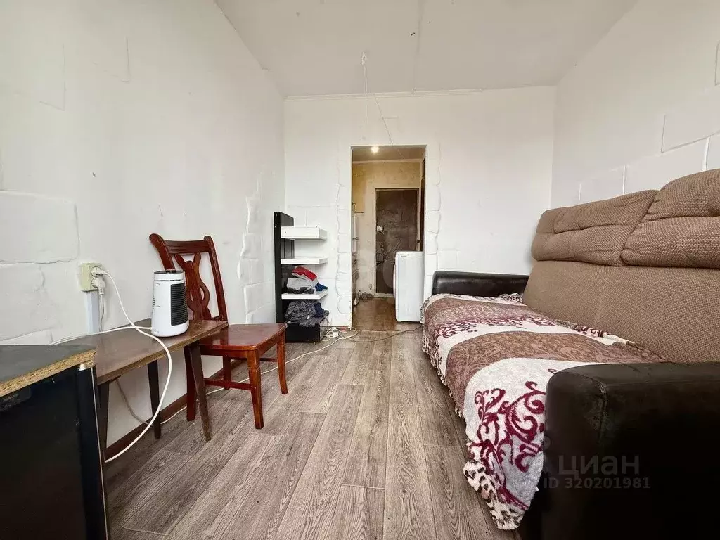 Студия Приморский край, Владивосток ул. Адмирала Кузнецова, 59 (14.2 ... - Фото 0