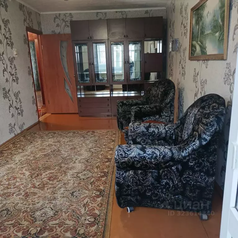 3-к кв. Хакасия, Черногорск ул. Калинина, 15 (62.0 м) - Фото 1