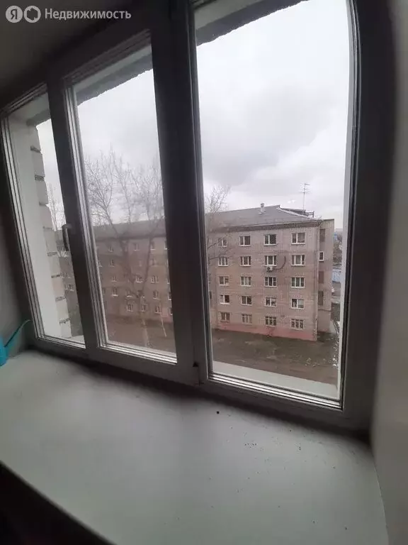 2-комнатная квартира: Красноярск, улица 60 лет Октября, 145 (31 м) - Фото 0