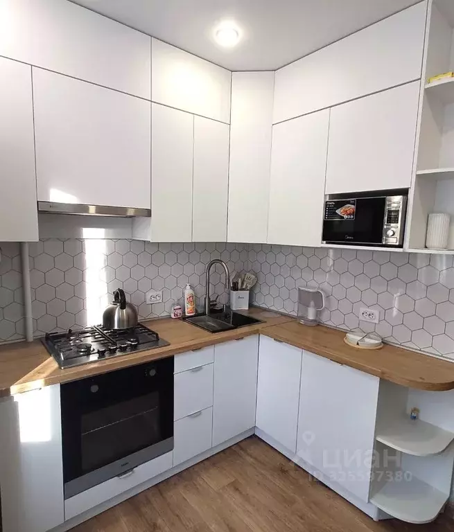 2-к кв. Омская область, Омск бул. Архитекторов, 7/3 (51.0 м) - Фото 2