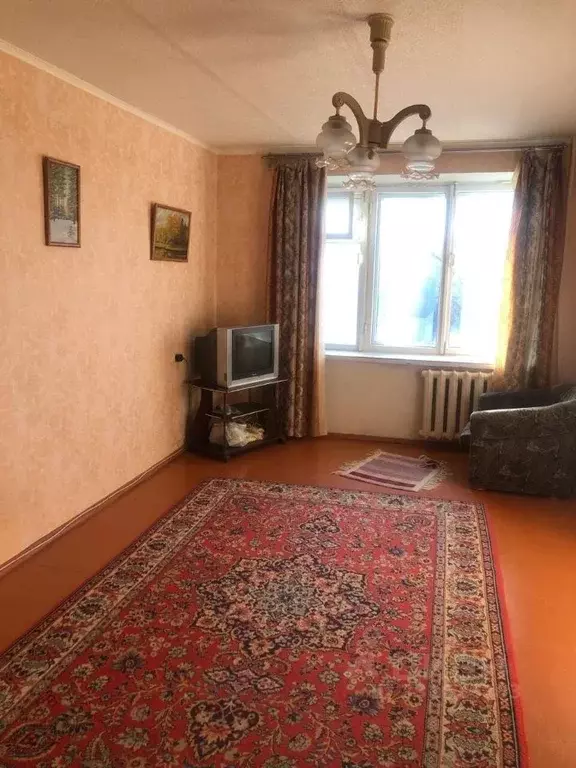 3-к кв. Брянская область, Дятьково 12-й мкр, 1 (62.4 м) - Фото 1