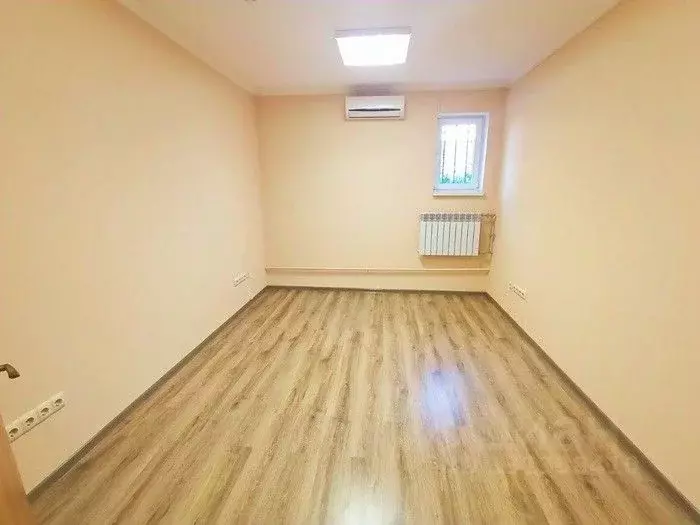 Офис в Севастополь ул. Пожарова, 26А (13 м) - Фото 1