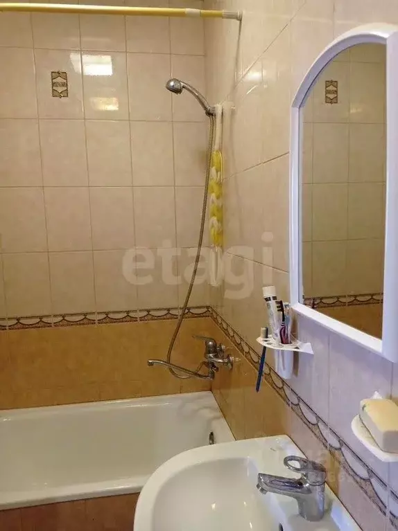 2-к кв. Алтайский край, Барнаул просп. Строителей, 24 (45.6 м) - Фото 1