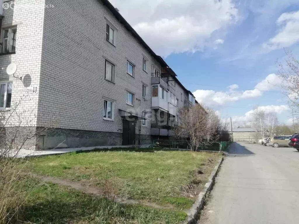 4-комнатная квартира: Камышлов, улица Дзержинского, 13 (78.8 м) - Фото 2