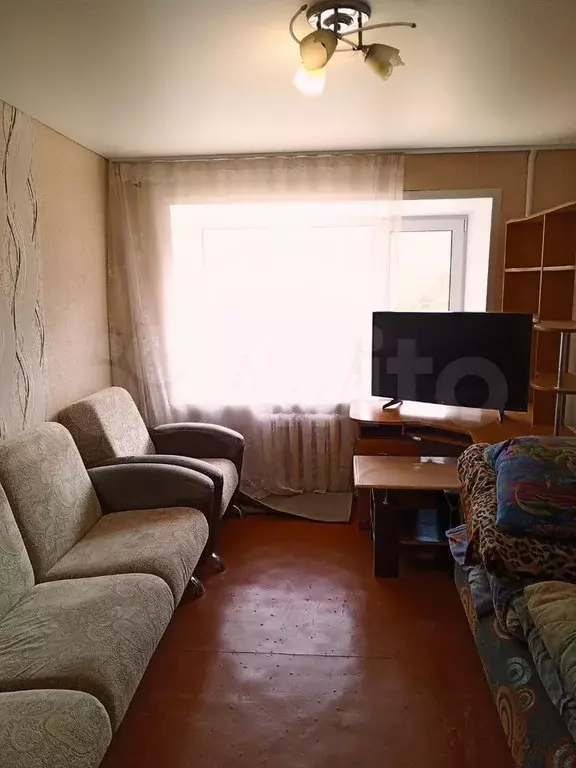 Комната 17 м в 4-к., 2/5 эт. - Фото 1