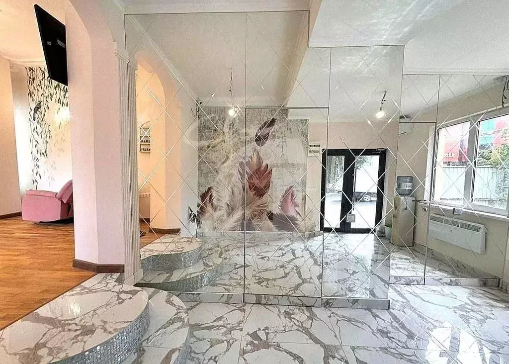 Помещение свободного назначения в Краснодарский край, Краснодар ... - Фото 1