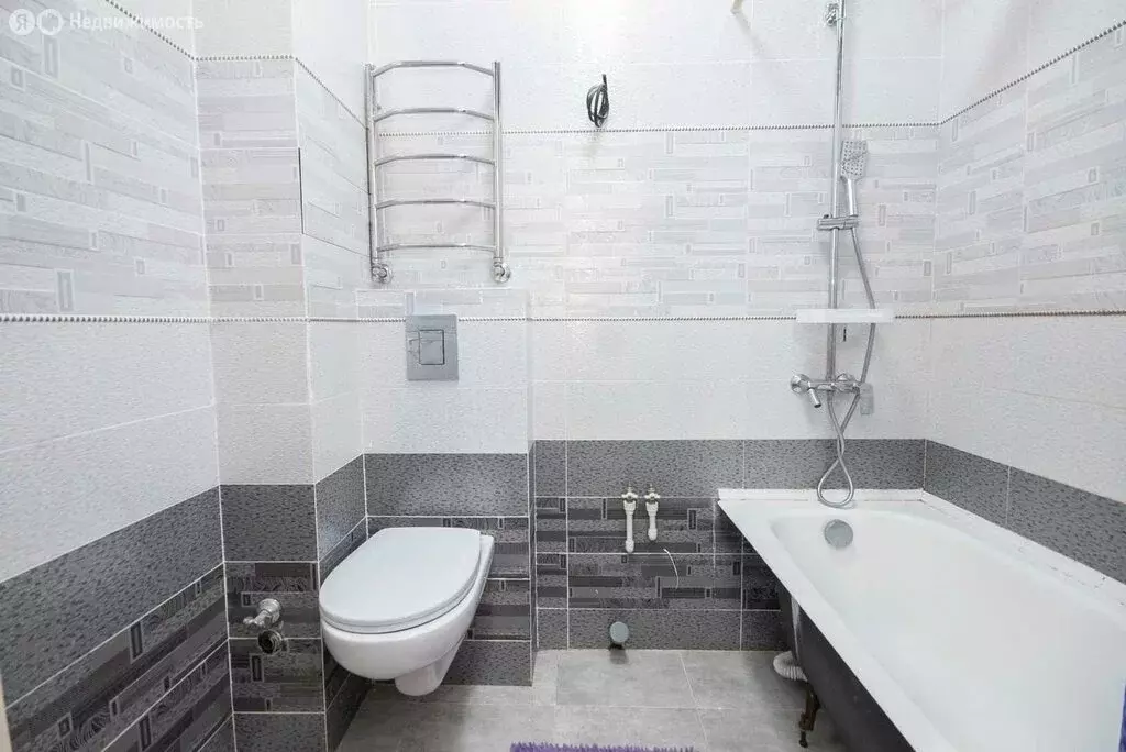 2-комнатная квартира: Хабаровск, Воронежское шоссе, 1/1 (41 м) - Фото 0
