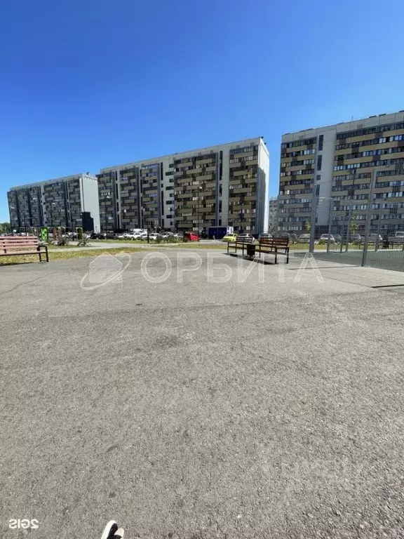 1-к кв. Тюменская область, Тюмень Интернациональная ул., 199к3 (39.5 ... - Фото 1