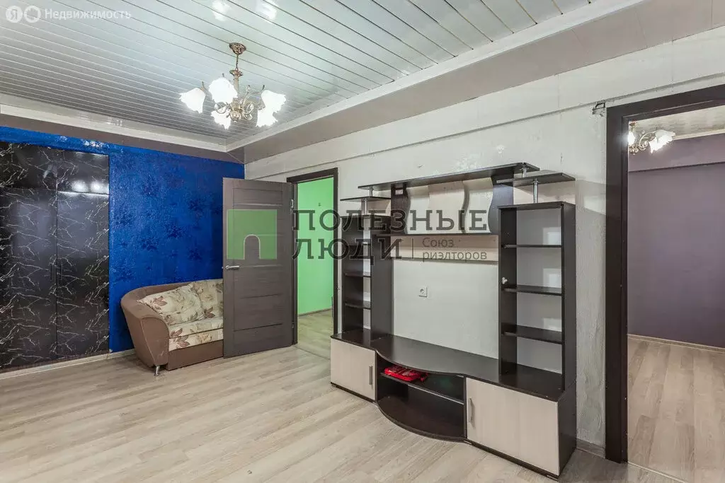 3-комнатная квартира: Вологда, улица Пирогова, 47 (49 м) - Фото 1