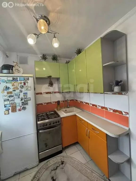 3-комнатная квартира: Ишим, улица Шаронова, 7 (59.8 м) - Фото 2