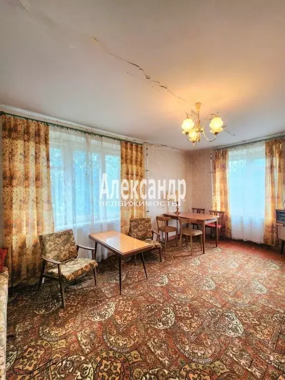 3-к кв. Ленинградская область, Кириши Советская ул., 12 (66.5 м) - Фото 2