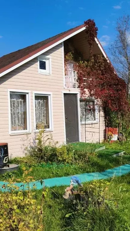 Дом в Ленинградская область, Кингисеппский район, Большелуцкое с/пос, ... - Фото 1