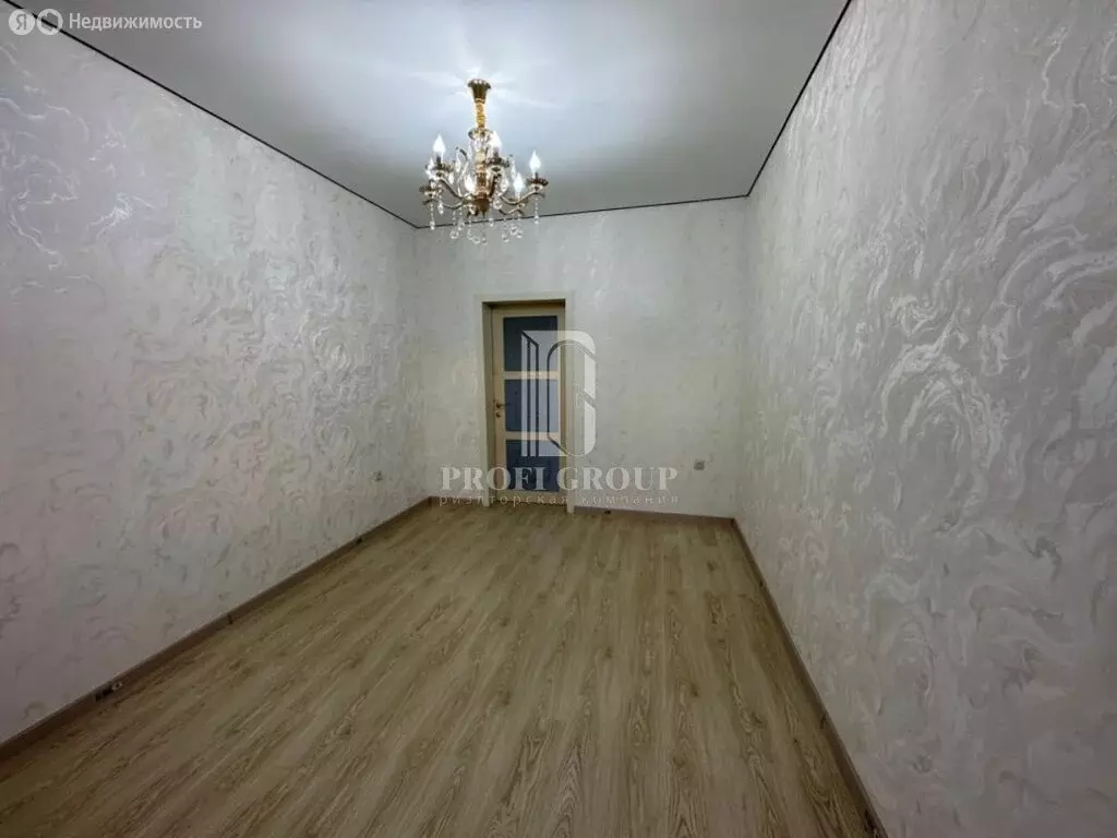 1-комнатная квартира: Махачкала, Кирпичная улица, 39 (50 м) - Фото 1