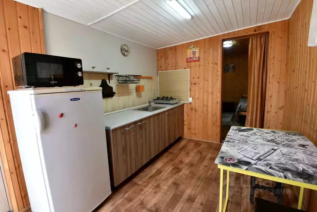 Дом в Краснодарский край, Темрюкский район, Голубицкое с/пос, ... - Фото 1