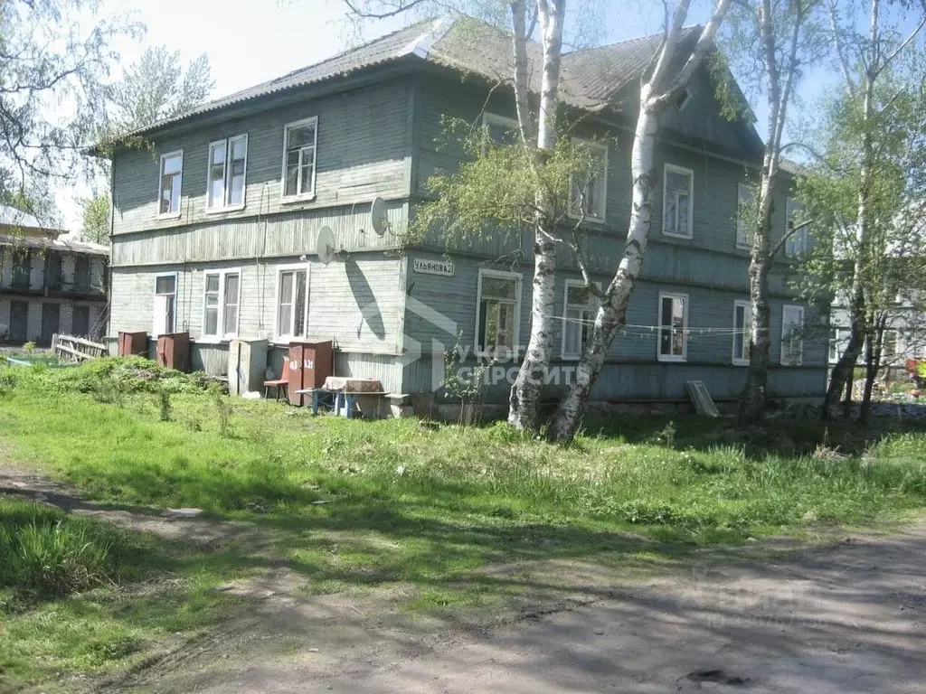 Участок в Ленинградская область, Шлиссельбург Кировский район, ул. ... - Фото 1