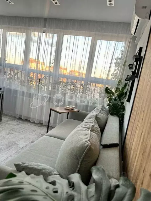 2-к кв. Тюменская область, Тюмень ул. Монтажников, 59 (55.0 м) - Фото 0
