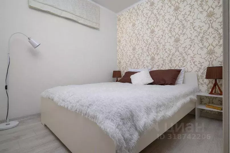 2-к кв. Краснодарский край, Краснодар ул. Цезаря Куникова, 24к3 (40.0 ... - Фото 1